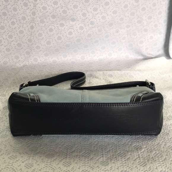 NEW Coach shoulder bag and wristlet - Picture 5 of 5